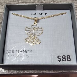 10KT Gold Angel Pendant Necklace NIB ✨